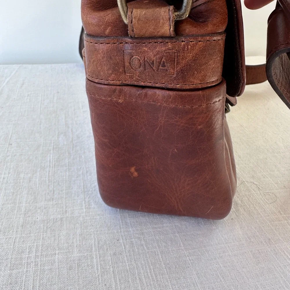 ONA The Bowery Leather Camera Bag Messenger Crossbody Antique Cognac‎ Brown